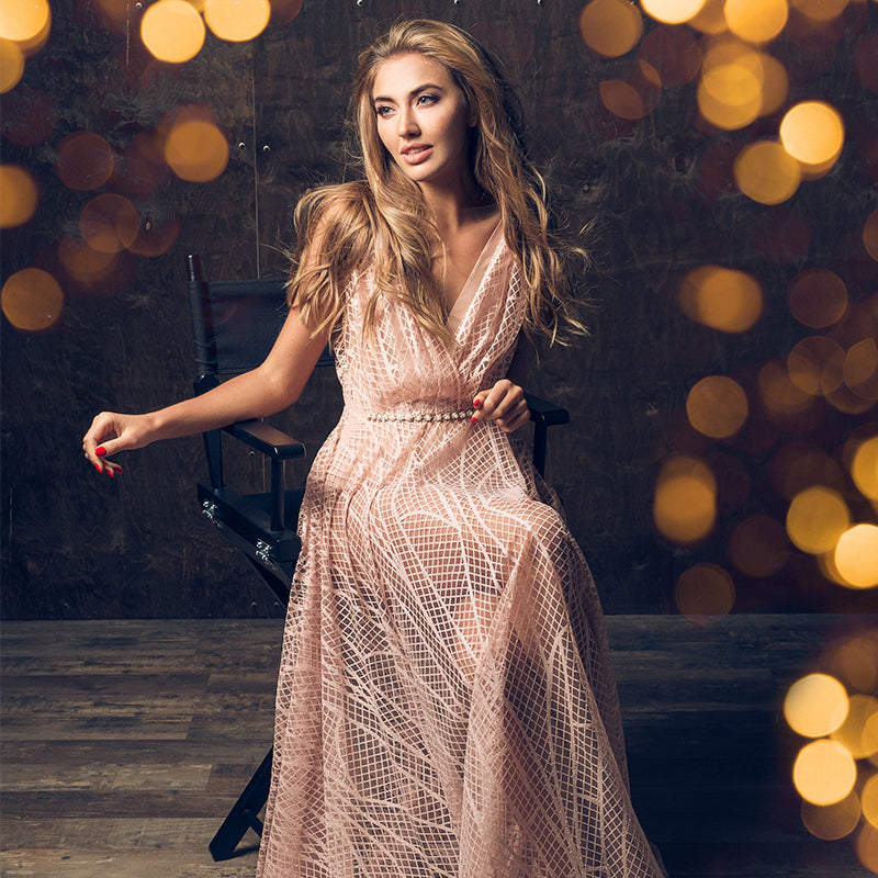 Dress to Impress: 7 Tips for Choosing the Perfect Evening Gown