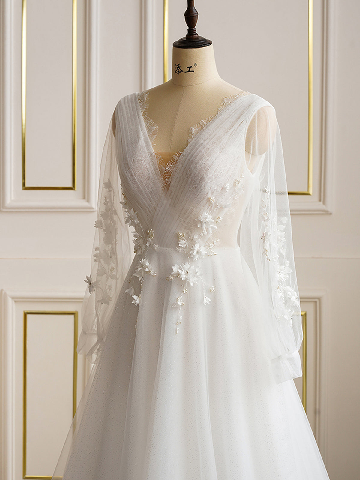 3D Flowers Beading Romantic Wedding Dress