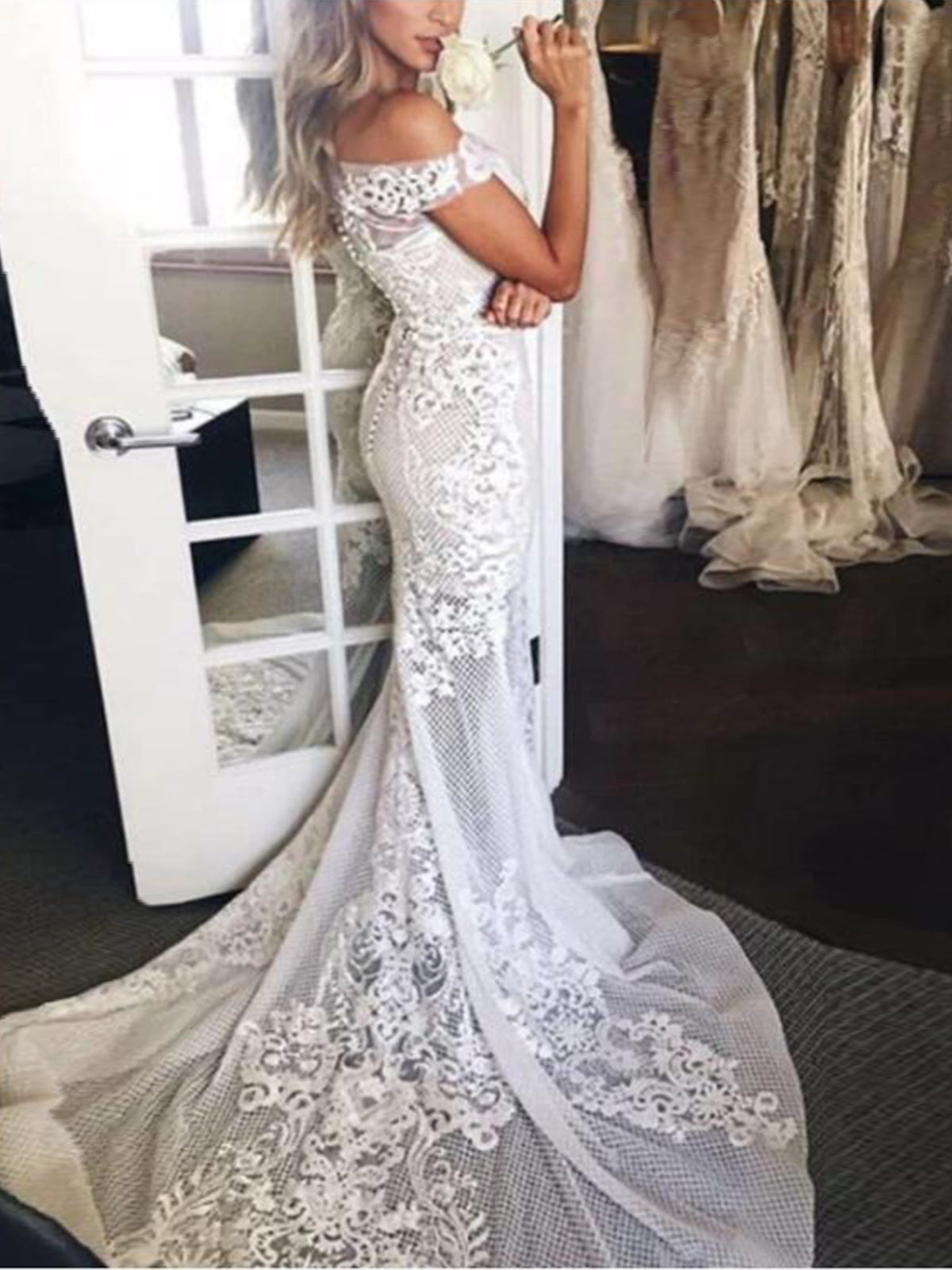 Illusion Neck Lace Off-the-shoulder Mermaid Wedding Dress