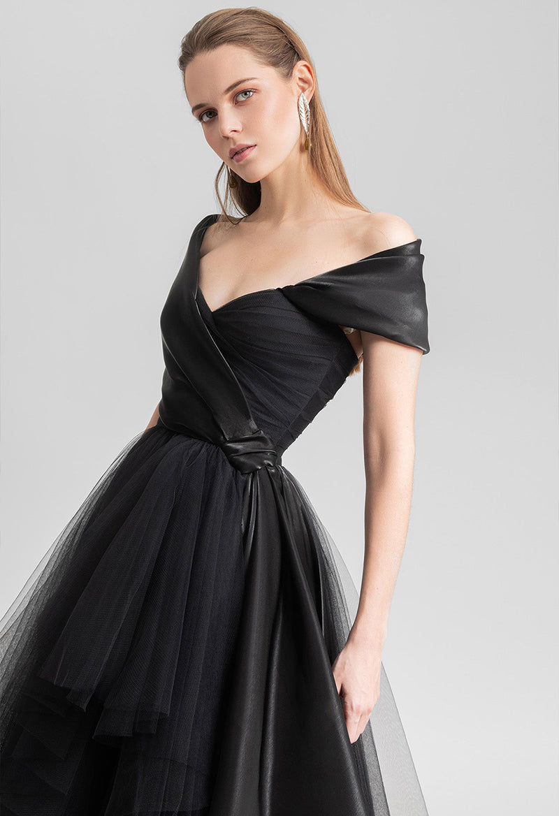 Simple V-Neck Short-Sleeved Multi-Layered Tulle Floor Length Prom Dress