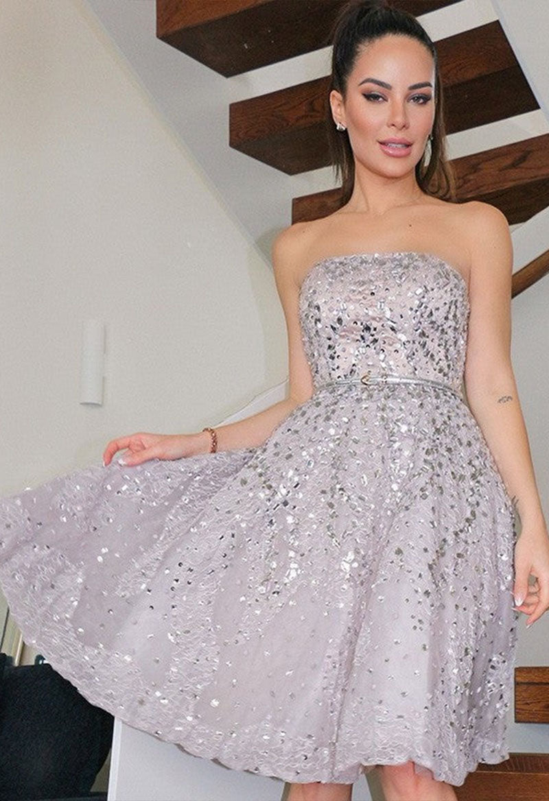 Straight Neck Sequined Sleeveless Lace Knee Length Short Homecoming Dress