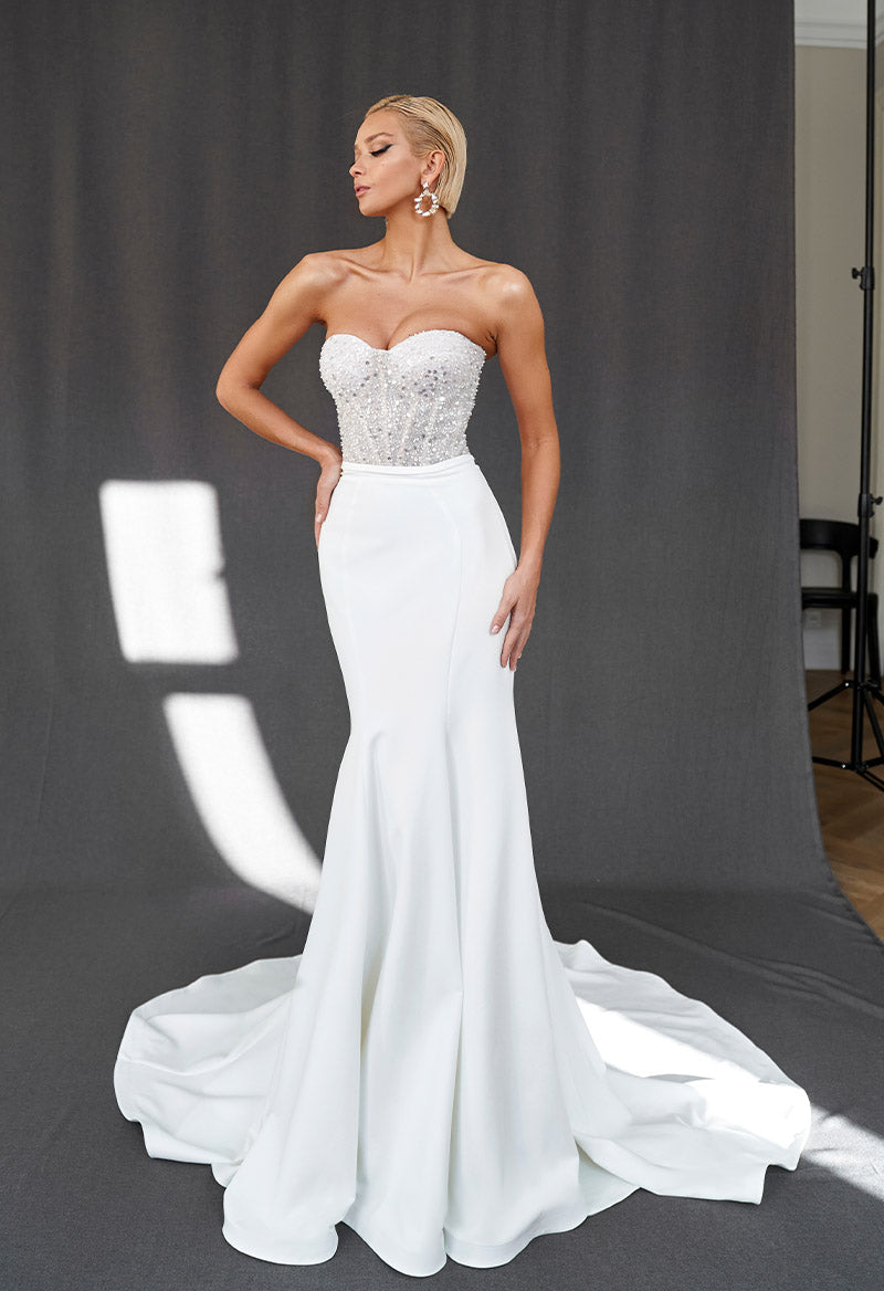 Sweetheart Neck Sleeveless Sequined Mermaid Chapel Train Wedding Dress With Jacket As Picture