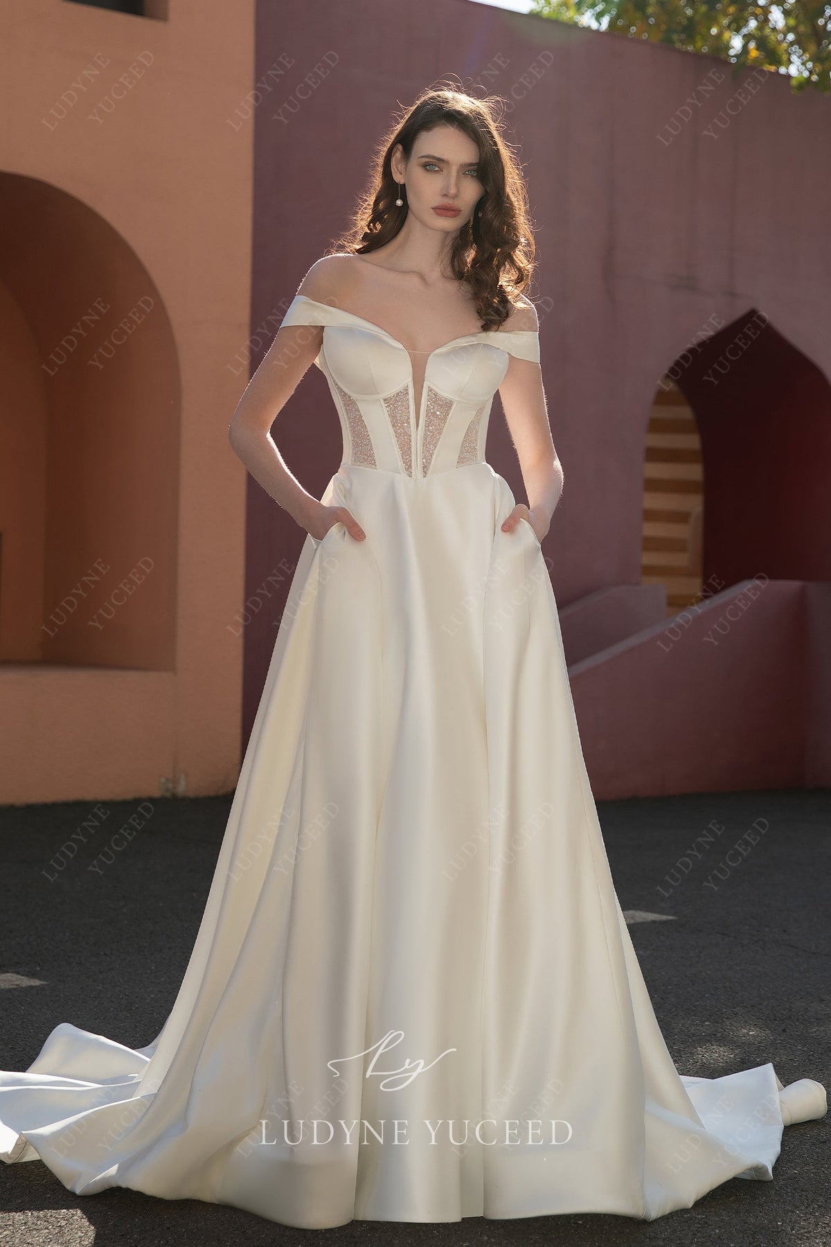 In Stock|Modern Off-the-shoulder Satin Wedding Dress with Pockets