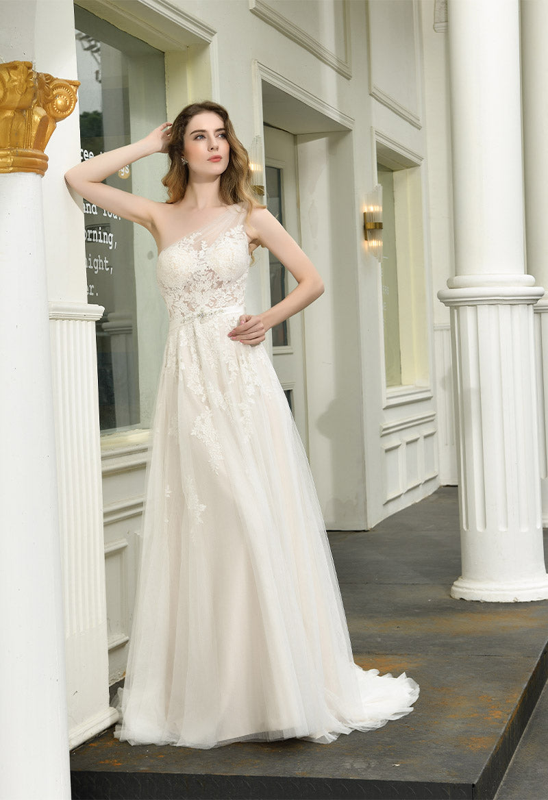One Shoulder Tulle Lace A Line Sleeveless Court Train Wedding Dress