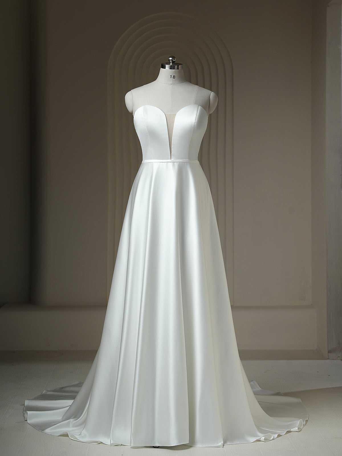 Sweetheart Plunging Neck Satin Sleeveless Court Train Wedding Dress PR3129