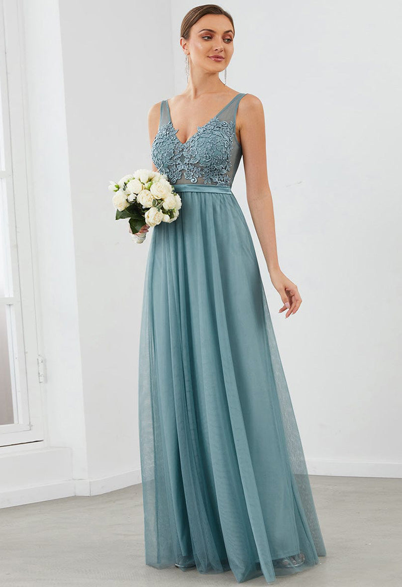 V Neck Sleeveless Tulle Appliqué A Line Floor Length Bridesmaid Dress Lake Blue