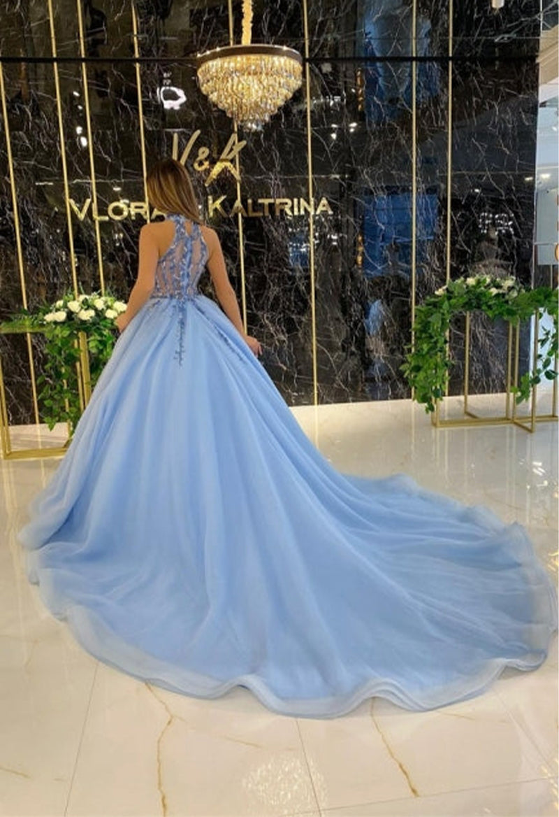 Halter Neck Sleeveless Tulle Applique Princess Cathedral Train Prom Dress