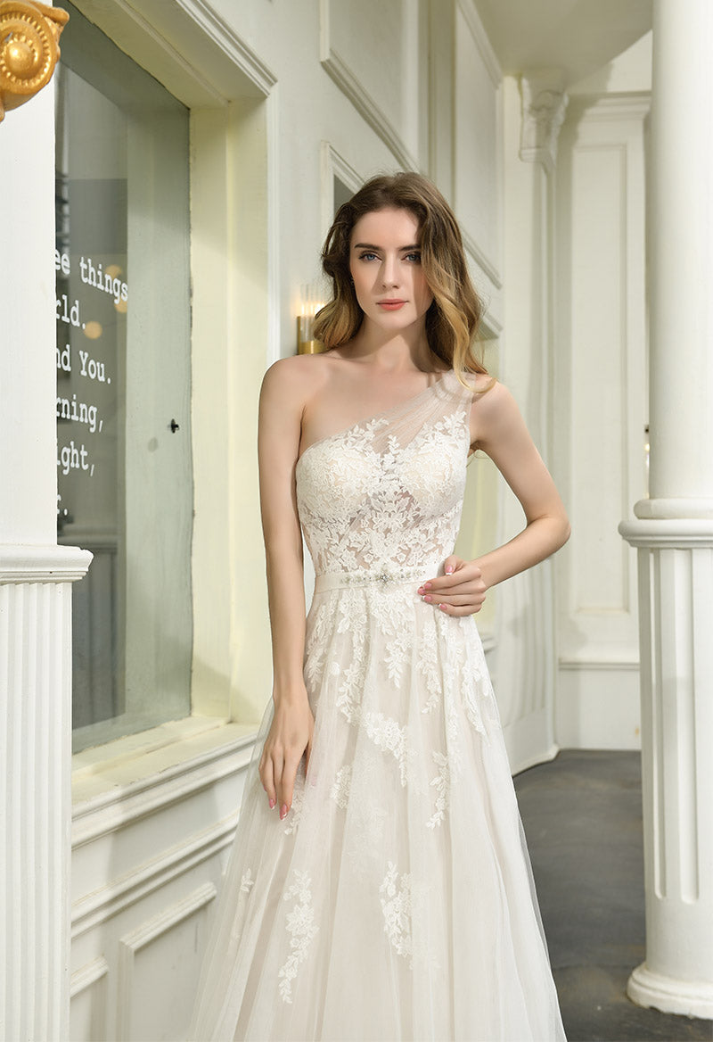 One Shoulder Tulle Lace A Line Sleeveless Court Train Wedding Dress
