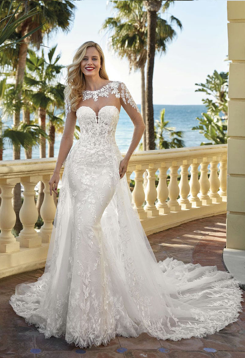 Sweetheart Neck Mermaid Tulle Appliqué Court Train Wedding Dress With Overskirt & Jacket & Gloves As Picture