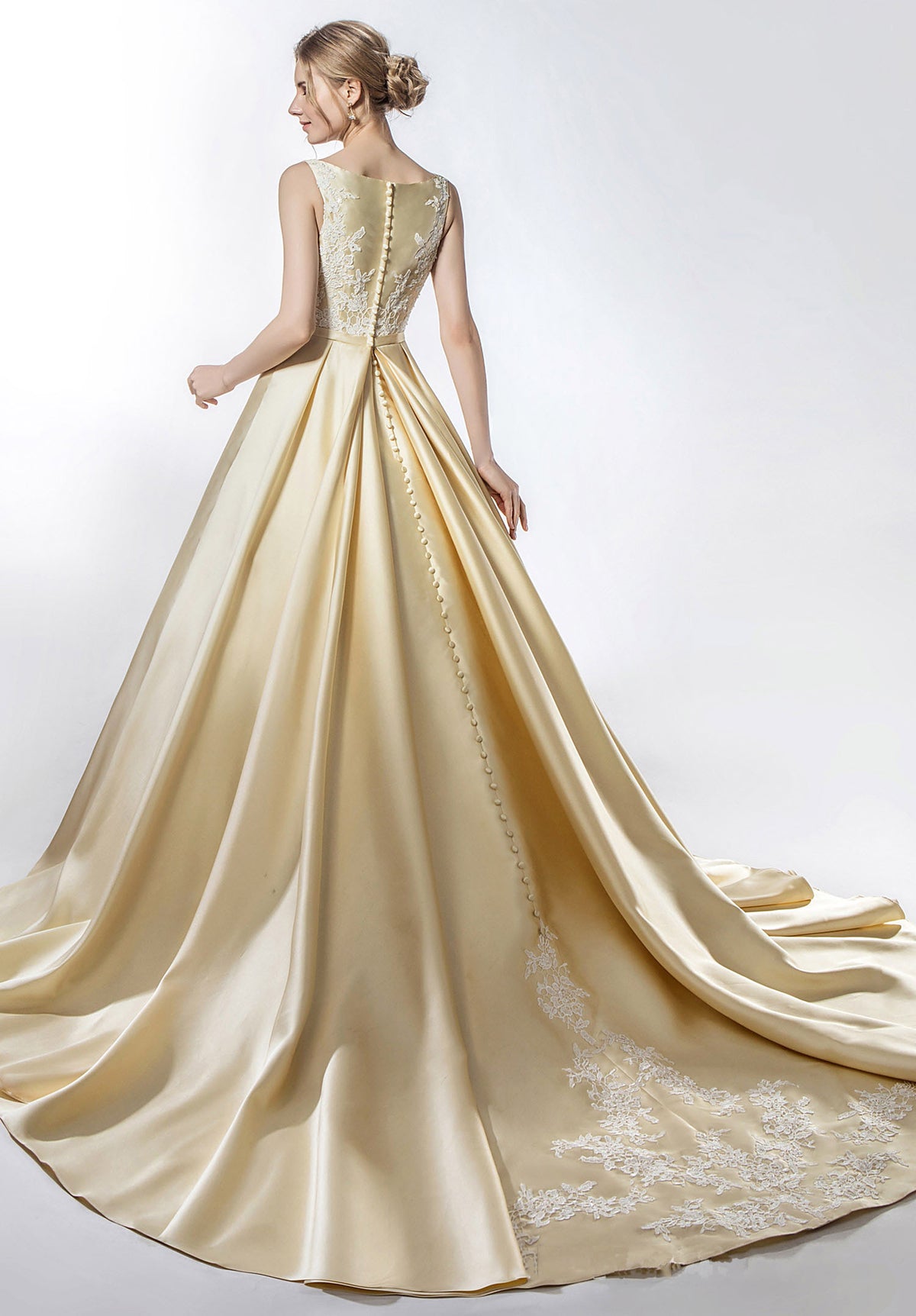 Lace Appliques Scoop Neckline Aline Wedding Dress