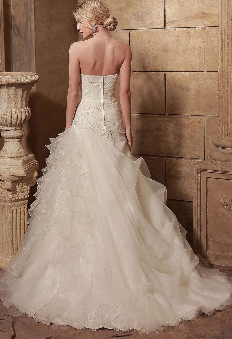 Pleated Bodice Ruffled & Pick-up Wedding Dress