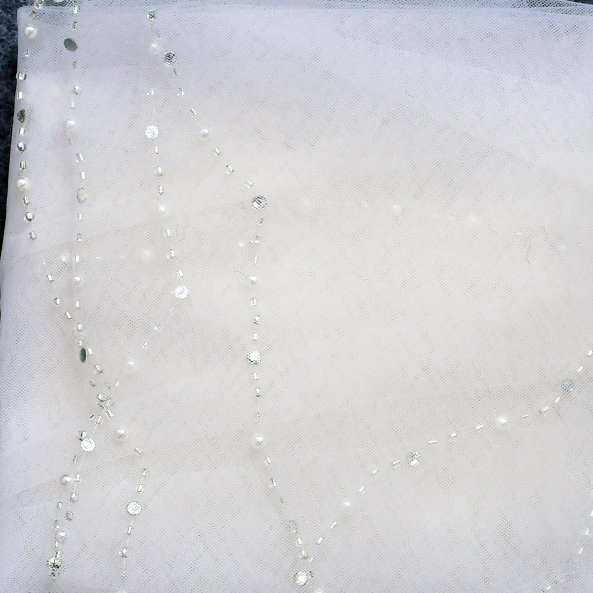 Cropped Beaded Overlock Bridal Veil V33 Deep Ivory 60*153CM