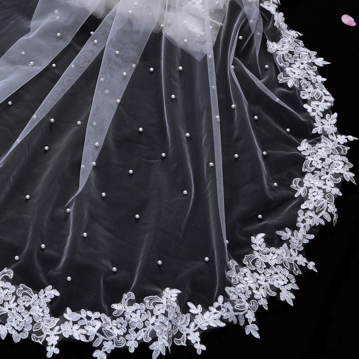 Elegant Tulle Wedding Wrap With Appliques VG59