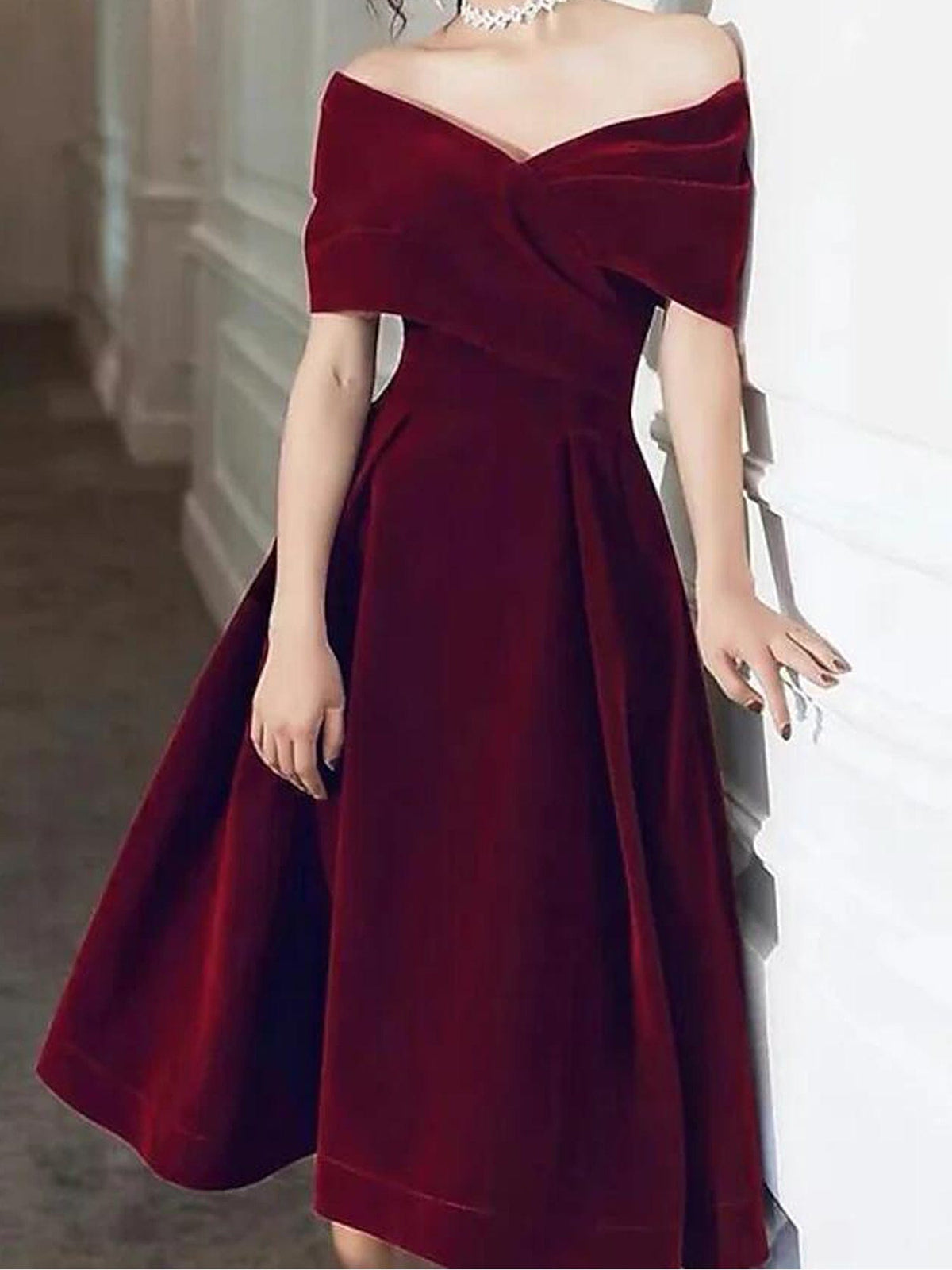 Burgundy Off-the-shoulder Velvet Aline Homecoming Dress As Picture