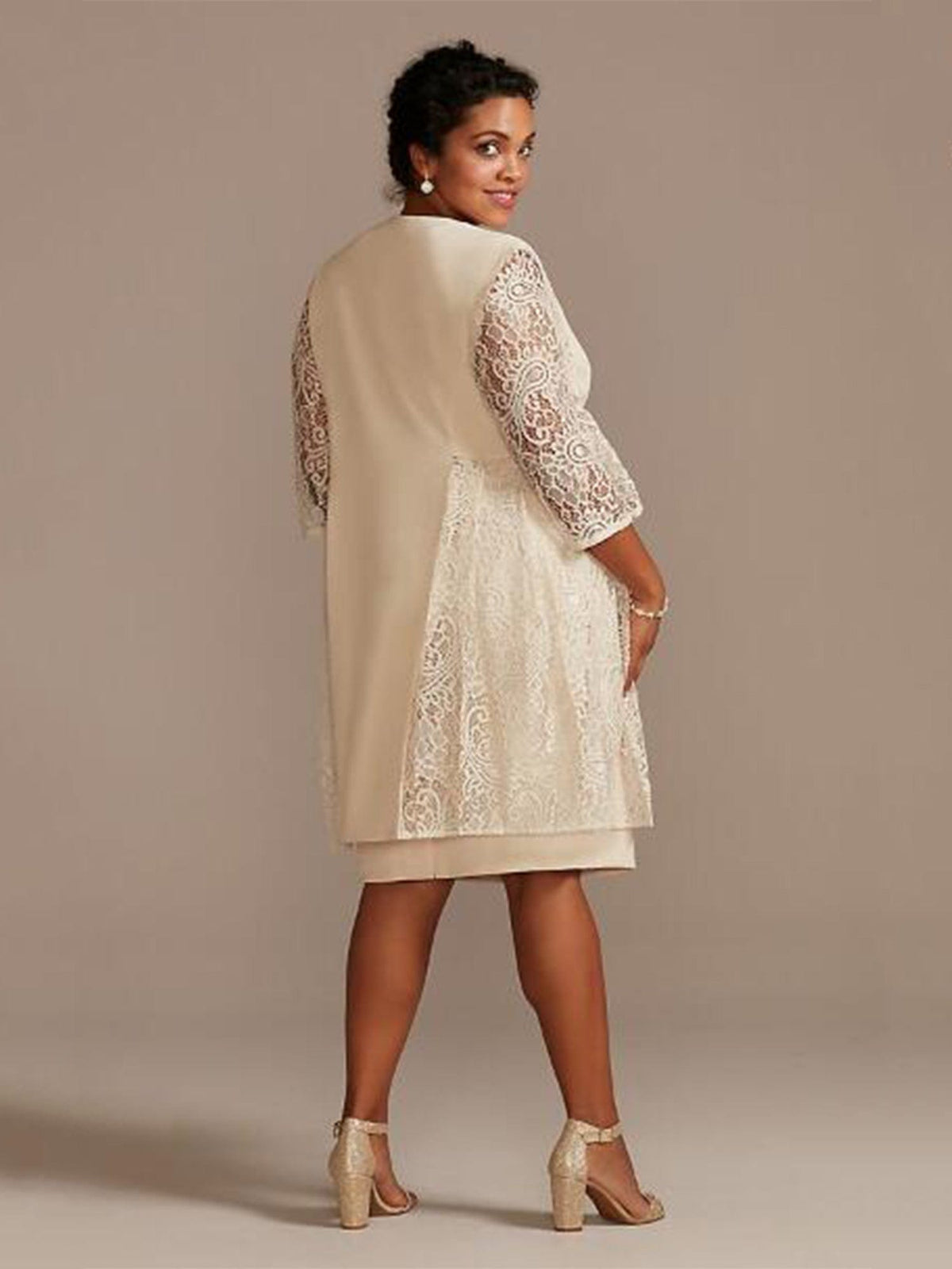 Elegant Lace Knee Length Aline Jewel Neckline Mother of The Bride Dress